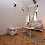 Apartamento Buzoianu By Holztreppe