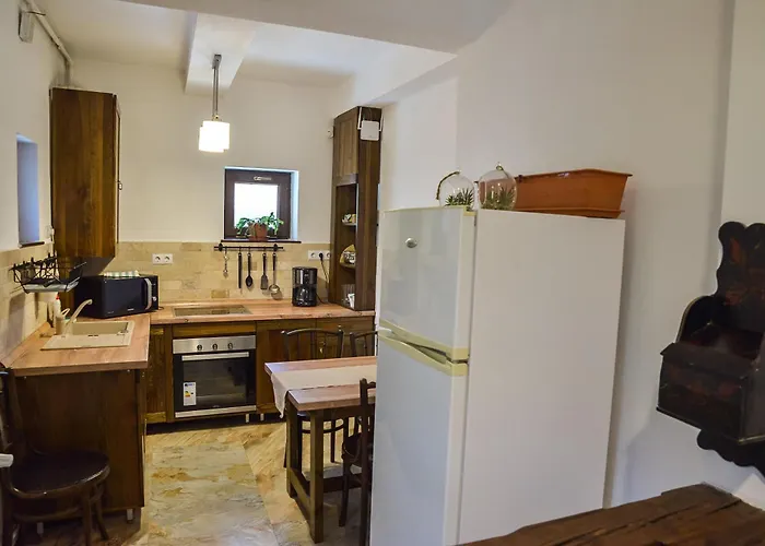 Buzoianu By Holztreppe * Брашов