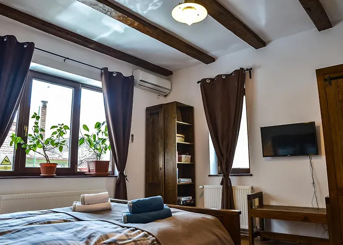 Apartment Buzoianu By Holztreppe *