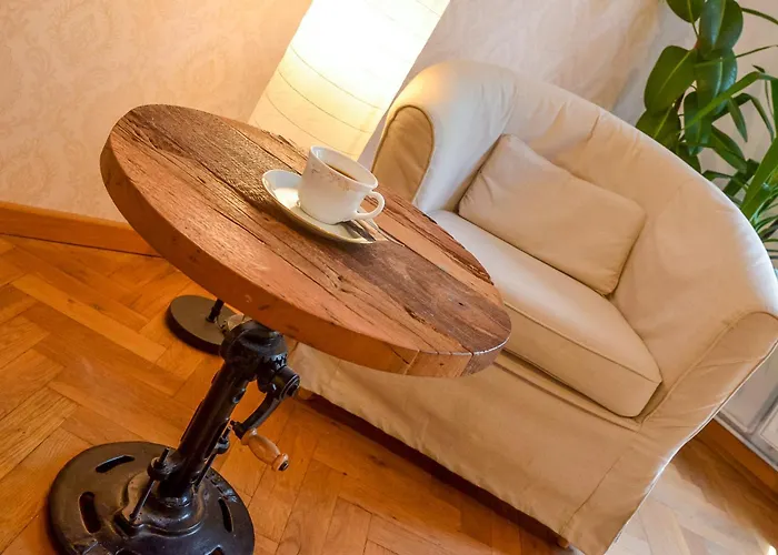 Buzoianu By Holztreppe