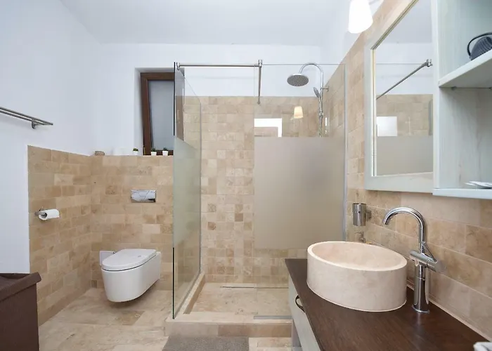 Buzoianu By Holztreppe Брашов