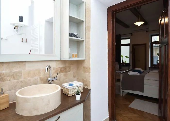 Buzoianu By Holztreppe *