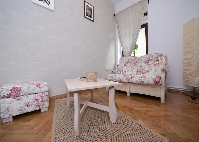 Buzoianu By Holztreppe * Braşov